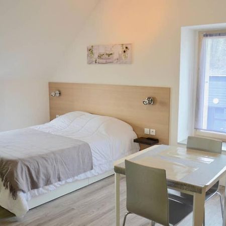 La Petite Maison Appartement 2 Avoine Екстериор снимка